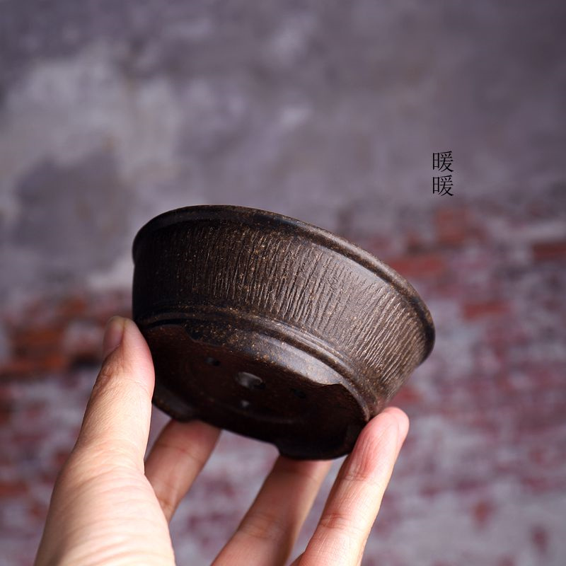 手作りの彫刻が施された縦型のストライプの丸い盆栽ボウル、中国 - Bonsai Vertical Garden のレビューと価格
